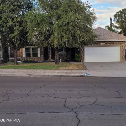 11667 Rufus Brijalba Dr, El Paso, TX 79936