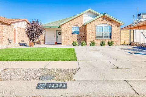 12253 Tierra Canada Dr, El Paso, TX 79938