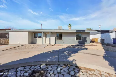 7413 Kingman Dr, El Paso, TX 79915