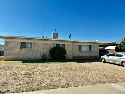 2629 Prestwick Rd, El Paso, TX 79925