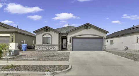 765 Whitebrush Dr, Socorro, TX 79927