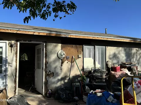 3620 Vista Del Este St, El Paso, TX 79938