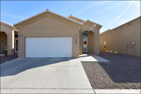 3652 Grand Bahamas Dr, El Paso, TX 79936
