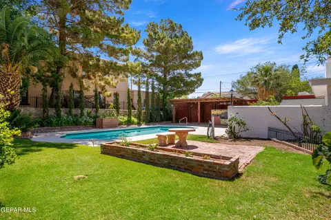 Exterior - 620 Blacker Ave, El Paso, TX 79902 photo 17 of 28
