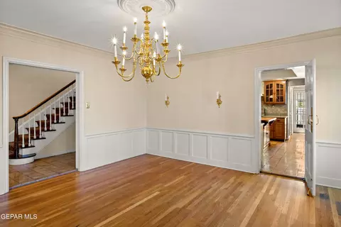 Dining - 620 Blacker Ave, El Paso, TX 79902 photo 1 of 5