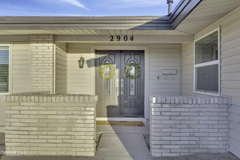2904 Chaswood St, El Paso, TX 79935