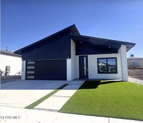 7453 Norte Brasil Dr, El Paso, TX 79934
