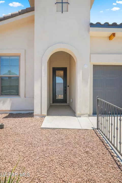 12388 Polo Norte Dr, El Paso, TX 79934