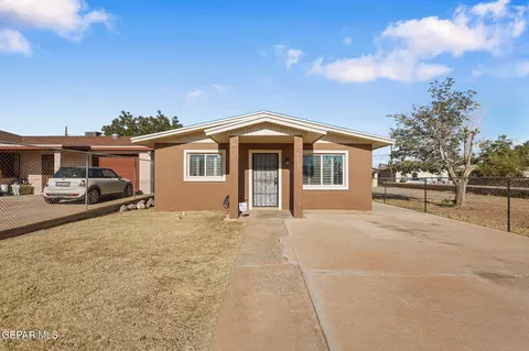 8857 Sunland Rd, El Paso, TX 79907