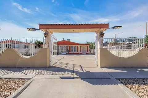 715 Val Verde St, El Paso, TX 79905