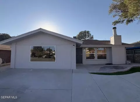 2137 Robert Wynn St, El Paso, TX 79936