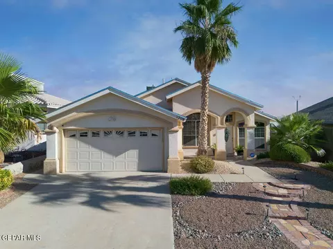 1208 Olga Mapula Dr, El Paso, TX 79936