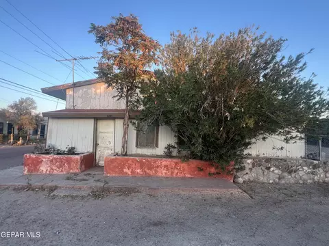 7096 1st St, Canutillo, TX 79835