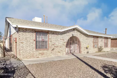 9739 Penjamo Dr, El Paso, TX 79927