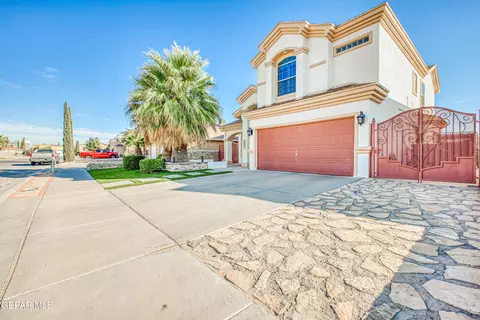 3128 Tierra Bowles Dr, El Paso, TX 79938