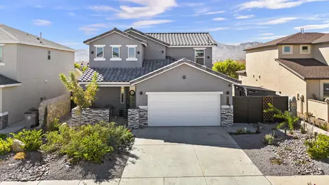 11417 Sandstone Vw Ln, El Paso, TX 79934