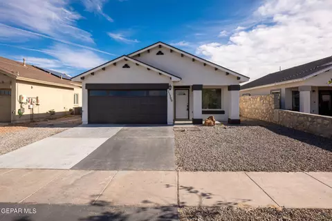 11200 Cielo Mar Dr, Socorro, TX 79927