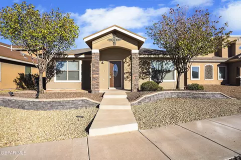 4032 Hueco Valley Dr, El Paso, TX 79938