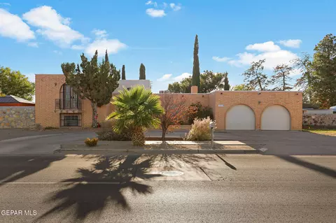 16019 Darrington Rd, Horizon City, TX 79928
