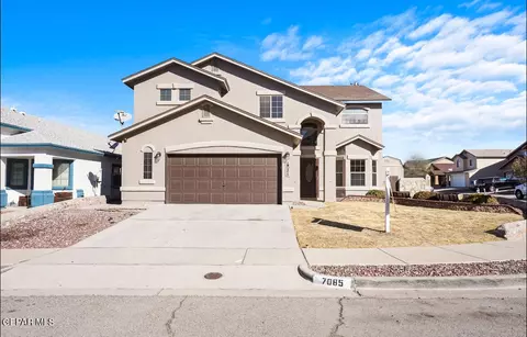 7085 Century Plant Dr, El Paso, TX 79912
