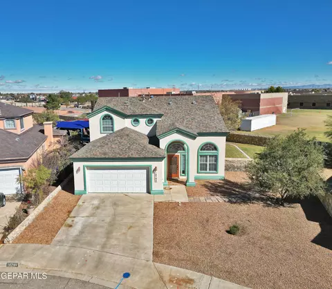10794 Katelyn Gray Cir, El Paso, TX 79924
