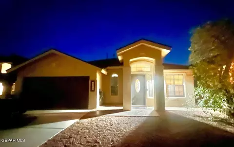 12462 Paseo Blanco Dr, El Paso, TX 79928
