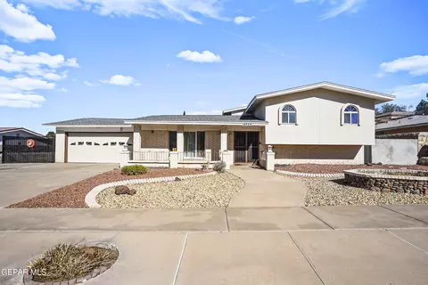 10523 Fernridge Ct, El Paso, TX 79925