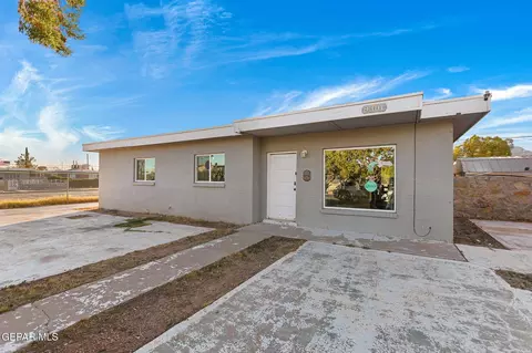 8301 Mount Whitney Dr, El Paso, TX 79904