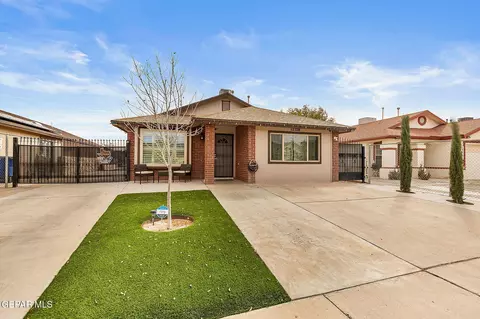 12328 Tierra Humeda Dr, El Paso, TX 79938