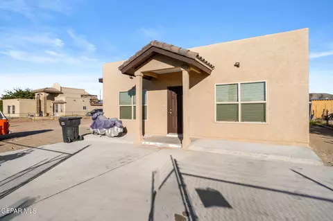 5316 League Rd, El Paso, TX 79938