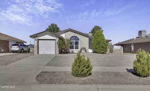 14509 Encantado Dr, Horizon City, TX 79928