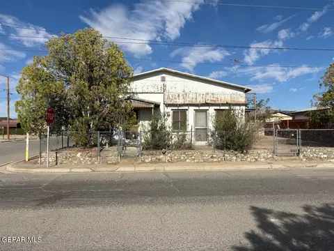 101 S 4th St, Anthony, TX 79821 photo 1