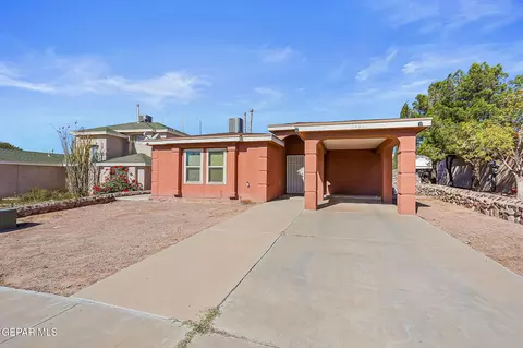 5461 Gate Ridge Cir, El Paso, TX 79932