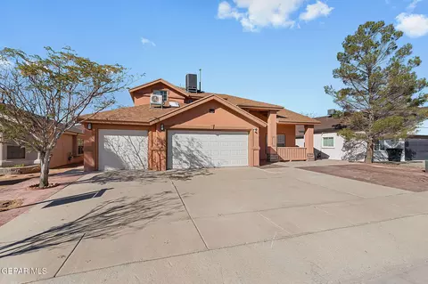 14037 Lago Azul St, Horizon City, TX 79928