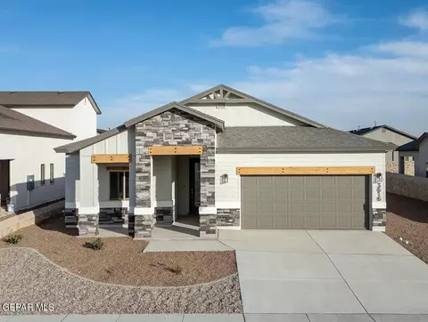 904 Stoke St, El Paso, TX 79928
