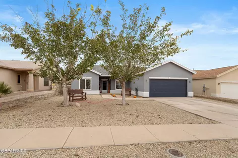 621 Bariloche Dr, Anthony, TX 79821