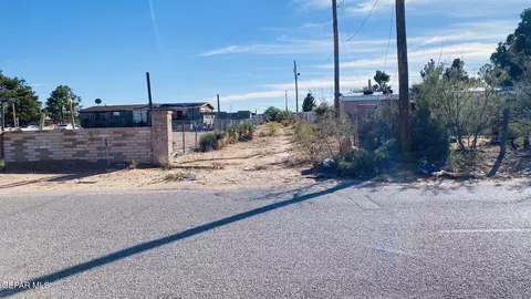 769 A Oasis Dr, Chaparral, NM 88081