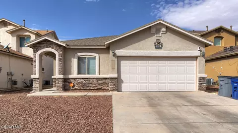 3805 Loma Adriana, El Paso, TX 79938