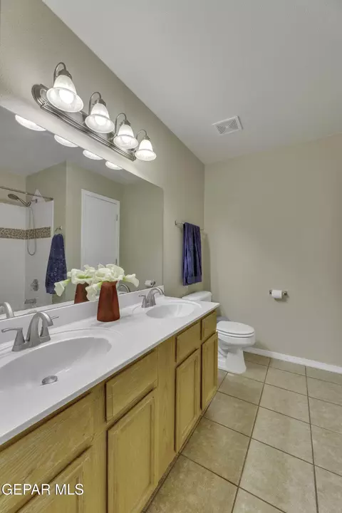 Bath - 6234 Spotted Eagle Dr, El Paso, TX 79924 photo 2 of 5