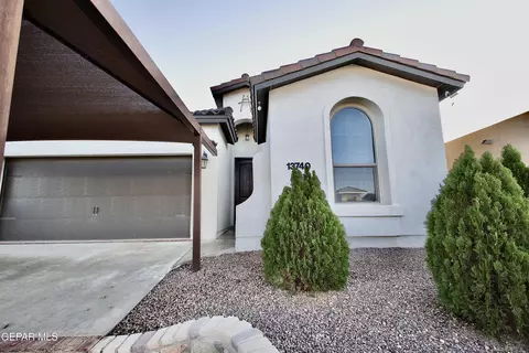 13740 Winford Ave, Horizon City, TX 79928
