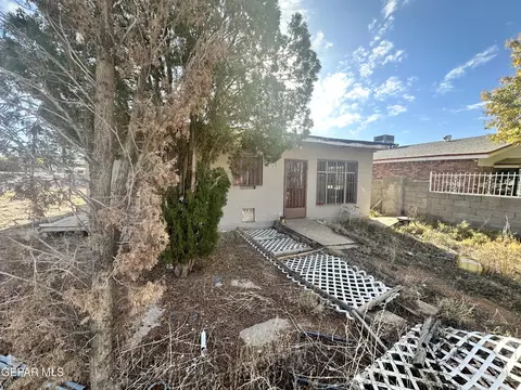 124 Ensenada Way, Socorro, TX 79927