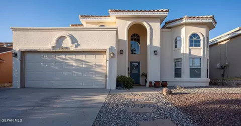 7049 Black Ridge Dr, El Paso, TX 79912