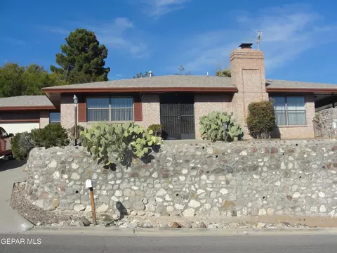3205 Park North Dr, El Paso, TX 79904