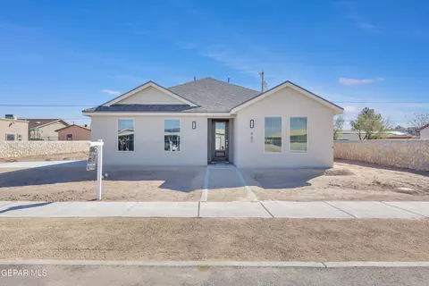 460 Villa Bonita Rd, Clint, TX 79836