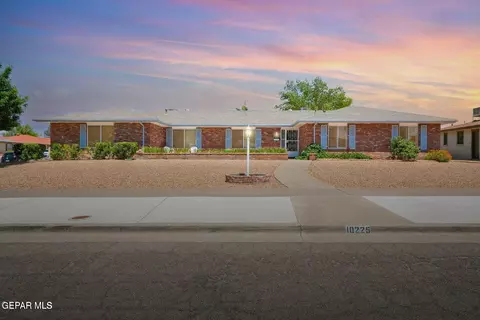10225 Woodway Dr, El Paso, TX 79925