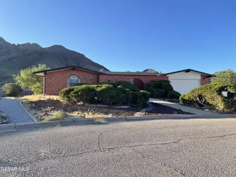 2807 Rocky Ridge Dr, El Paso, TX 79904