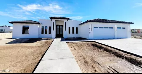 6320 Camino Nogal Dr, El Paso, TX 79932