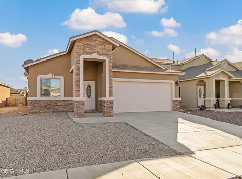 14736 Oldenberg Ct, El Paso, TX 79938
