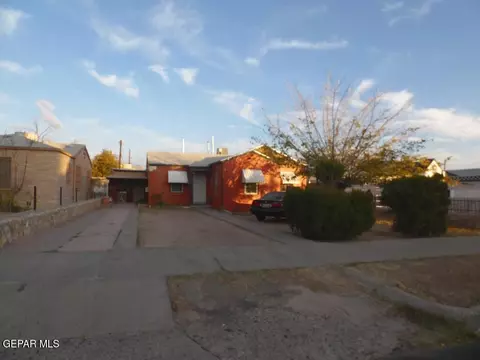 1312 Raynolds St, El Paso, TX 79903