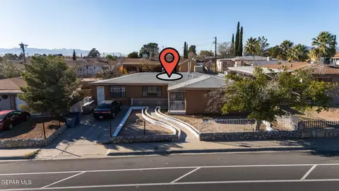 1033 Lomaland Dr, El Paso, TX 79907